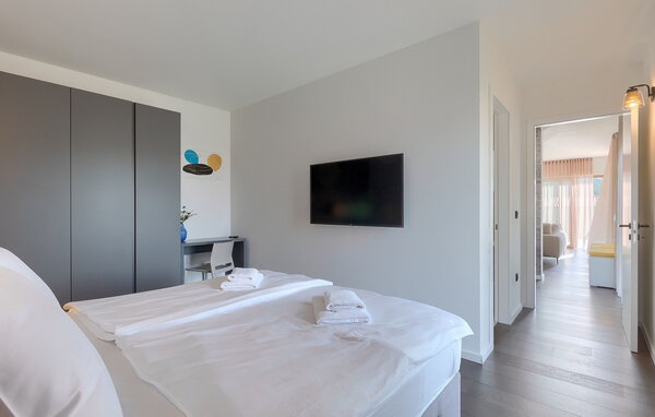 Holiday Home - Visnjan , Croatia - CLT290 604