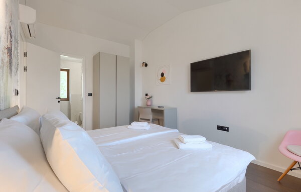 Holiday Home - Visnjan , Croatia - CLT290 607