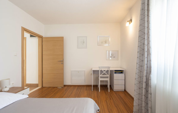 Semesterhus - Omis-Tugare , Kroatien - CSC051 603