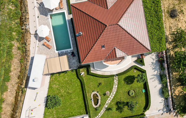 Semesterhus - Omis-Tugare , Kroatien - CSC051 83