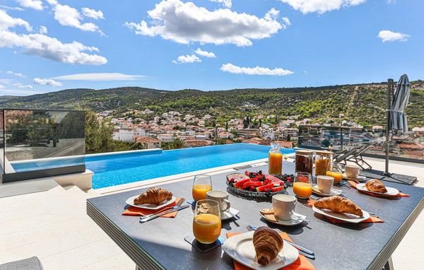 Domy wakacyjne - Trogir-Marina , Chorwacja - CSC085 101