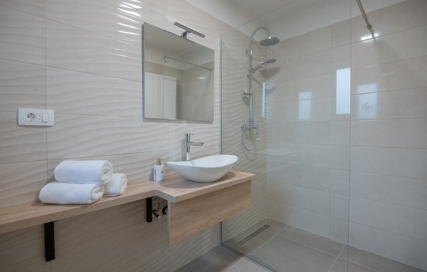 Ferienhaus - Makarska-Grubine , Kroatien - CSC205 707