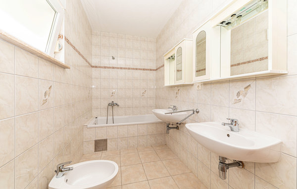 Apartment - Ciovo-Okrug Gornji , Croatia - CSC402 701