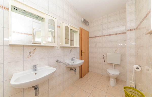 Apartment - Ciovo-Okrug Gornji , Croatia - CSC402 702