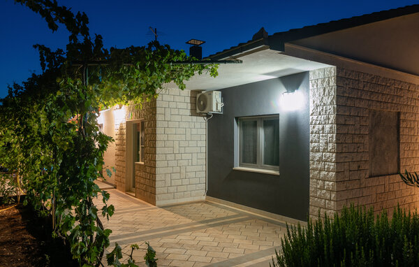 Domy wakacyjne - Trogir- Seget Gornji , Chorwacja - CSC543 102