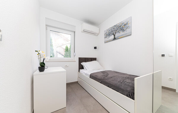 Domy wakacyjne - Trogir-Kastel Novi , Chorwacja - CSC573 604