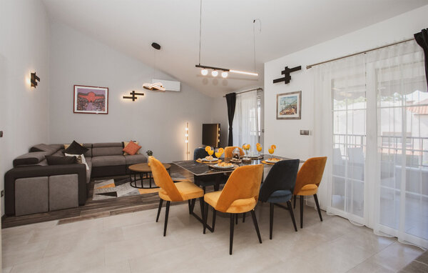 Holiday Home - Omis-Dugi Rat , Croatia - CSC616 301