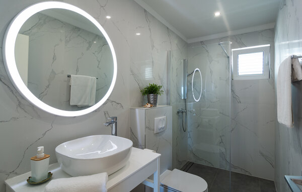 Holiday Home - Omis - Dugi Rat , Croatia - CSC664 701