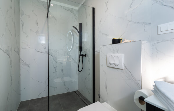 Holiday Home - Omis - Dugi Rat , Croatia - CSC664 702