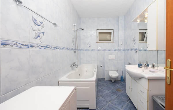 Apartment - Ciovo-Okrug Gornji , Croatia - CSC895 701
