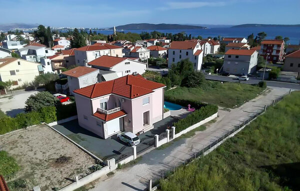 Holiday Home - Trogir-Kastel Luksic , Croatia - CSC899 3