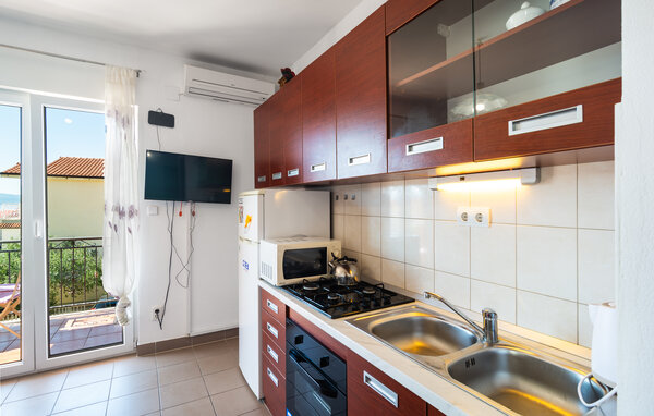 Appartamento - Omis , Croazia - CSC926 401