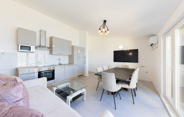 Apartment - Omis - Dugi Rat , Croatia - CSC937 4