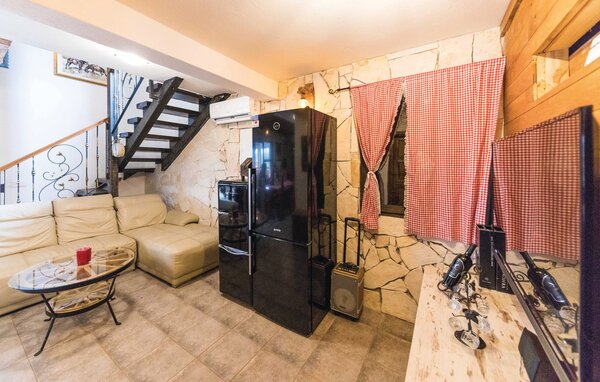 Domy wakacyjne - Split-Divojevici , Chorwacja - CSC977 302