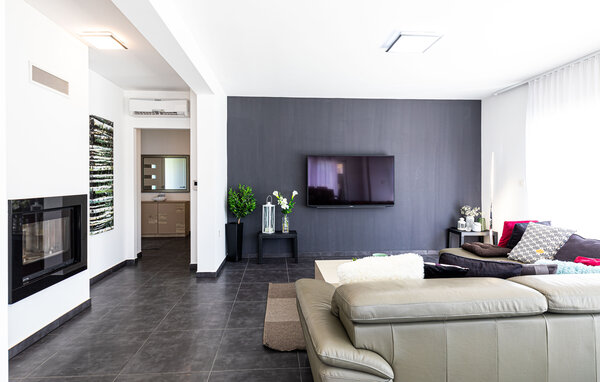 Holiday Home - Ciovo-Okrug Donji , Croatia - CSC988 303