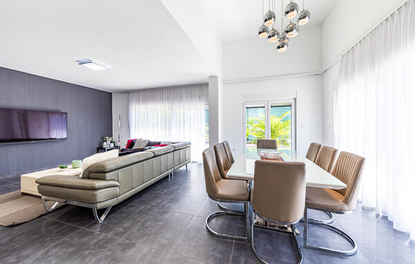 Holiday Home - Ciovo-Okrug Donji , Croatia - CSC988 305