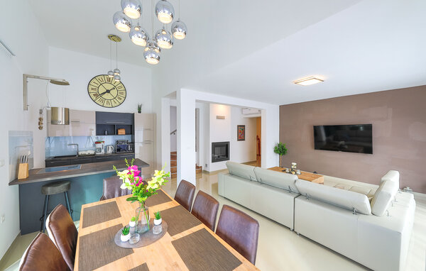 Holiday Home - Ciovo-Okrug Donji , Croatia - CSC989 4