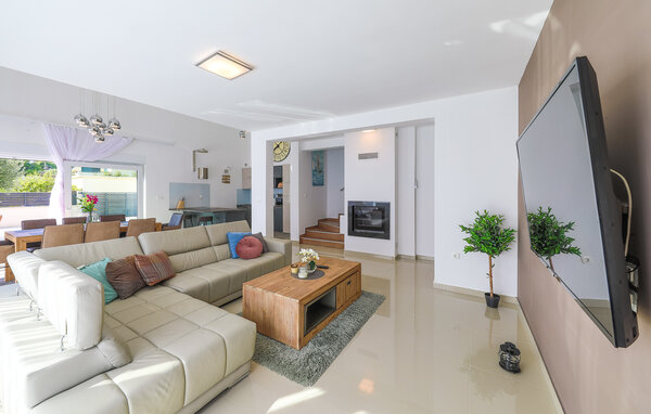 Holiday Home - Ciovo-Okrug Donji , Croatia - CSC989 304