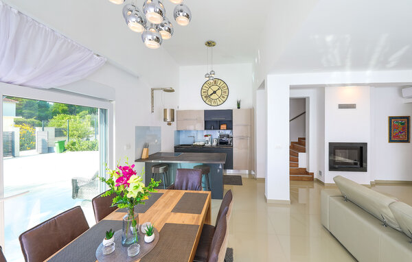 Holiday Home - Ciovo-Okrug Donji , Croatia - CSC989 305