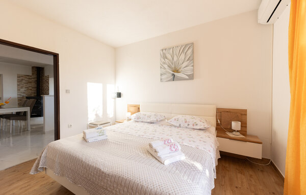 Holiday Home - Makarska-Veliko Brdo , Croatia - CSD015 602