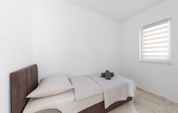 Holiday Home - Makarska-Lovrec , Croatia - CSD039 609