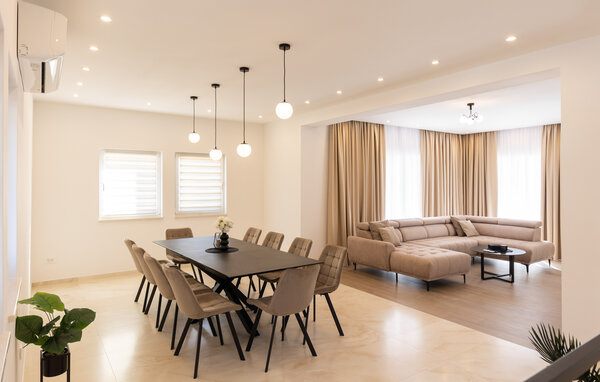 Holiday Home - Makarska-Lovrec , Croatia - CSD039 302