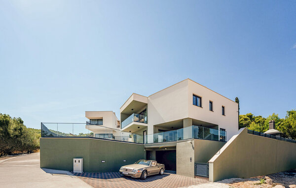 Vakantiehuis - Ciovo-Arbanija , Kroatië - CSD126 81