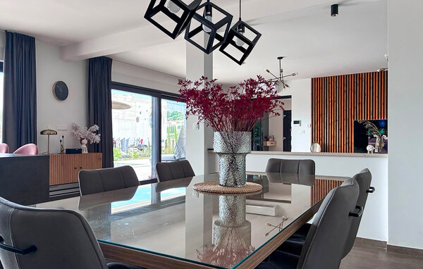 Holiday Home - Split-Klis , Croatia - CSD226 403