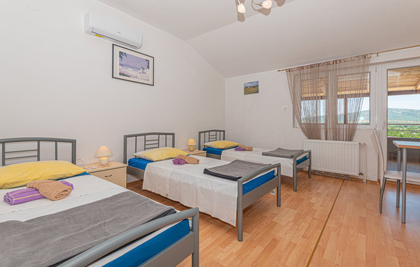 Holiday Home - Sibenik-Konjevrate , Croatia - CSV012 601