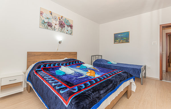 Holiday Home - Sibenik-Konjevrate , Croatia - CSV012 607