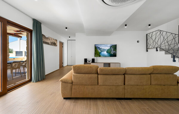 Holiday Home - Sibenik-Zaboric , Croatia - CSV072 4