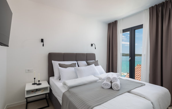 Holiday Home - Sibenik - Zaboric , Croatia - CSV095 602