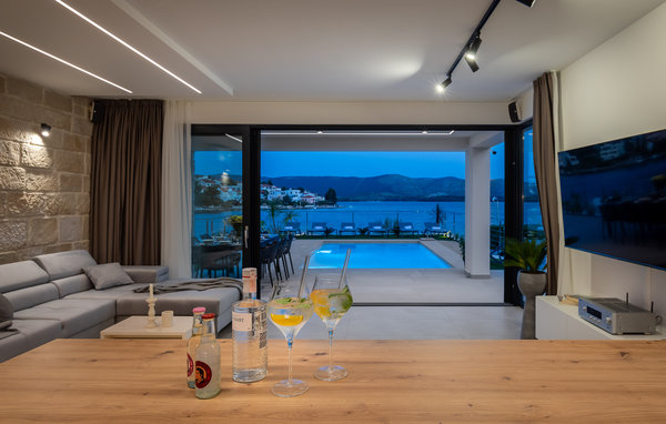 Holiday Home - Sibenik - Zaboric , Croatia - CSV095 105