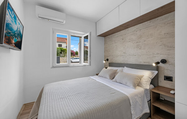 Holiday Home - Sibenik-Plastovo , Croatia - CSV146 604