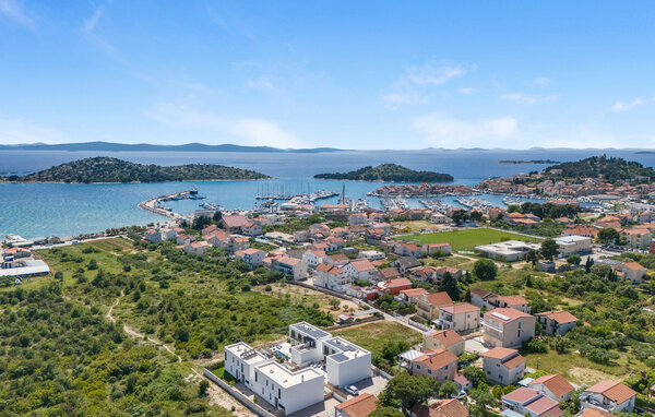 Semesterhus - Vodice-Tribunj , Kroatien - CSV254 2