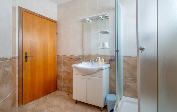 Apartamento - Rogoznica-Razanj , Croacia - CSV345 701