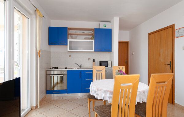 Apartamento - Rogoznica-Razanj , Croacia - CSV345 401