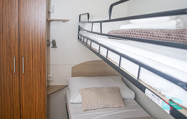 Holiday Home - Drnis-Bristani , Croatia - CSV393 602