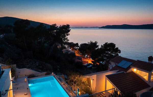 Holiday Home - Sibenik-Grebactica , Croatia - CSV419 9