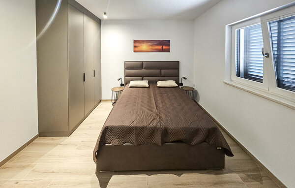 Vakantiehuis - Sibenik- Pakovo selo , Kroatië - CSV420 601