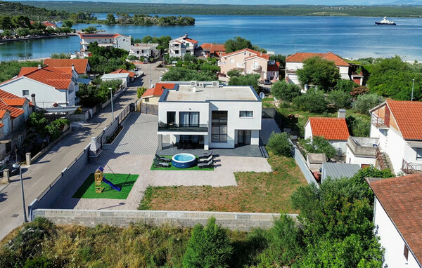 Holiday Home - Sibenik-Raslina , Croatia - CSV424 2