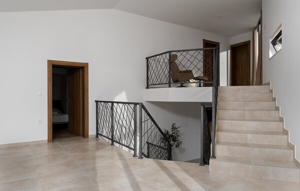 Holiday Home - Sibenik-Drnis , Croatia - CSV492 502