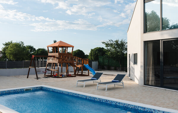 Holiday Home - Sibenik-Drnis , Croatia - CSV492 13