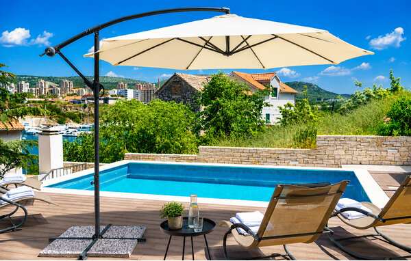 Semesterhus - Sibenik , Kroatien - CSV495 2