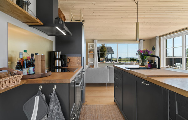 Holiday Home - Øer Strand , Denmark - D04109 401