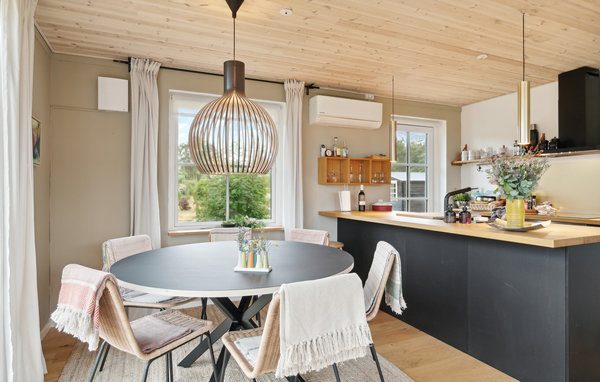 Holiday Home - Øer Strand , Denmark - D04109 402