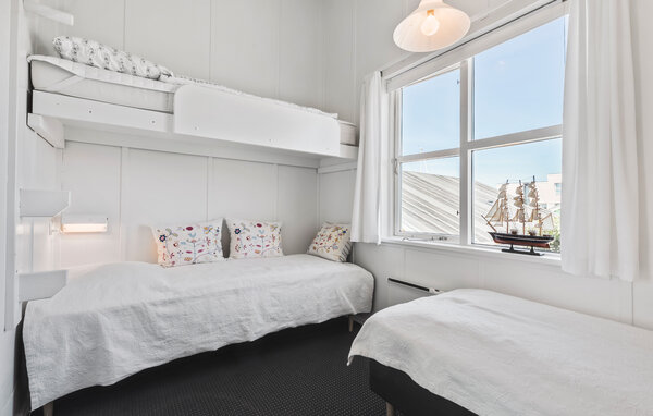 Semesterhus - Øer Strand , Danmark - D04617 603
