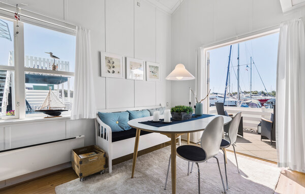 Semesterhus - Øer Strand , Danmark - D04617 5