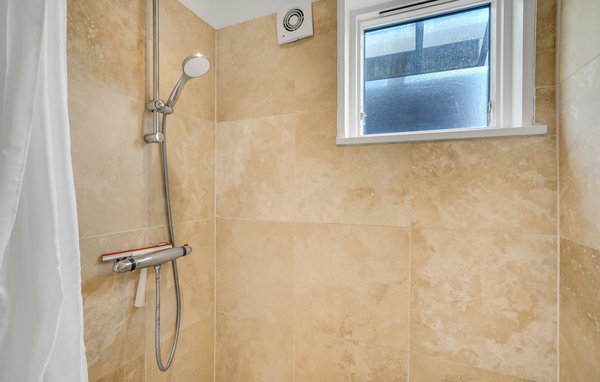 Semesterhus - Øer Strand , Danmark - D04648 701