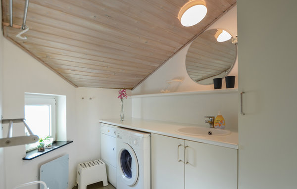 Semesterhus - Øer Strand , Danmark - D04804 702
